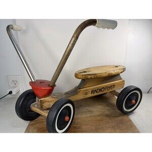 Vintage Radio Flyer Kids Child Maple Wood 4 Wheel Ride Scooter Car Toy USA Retro